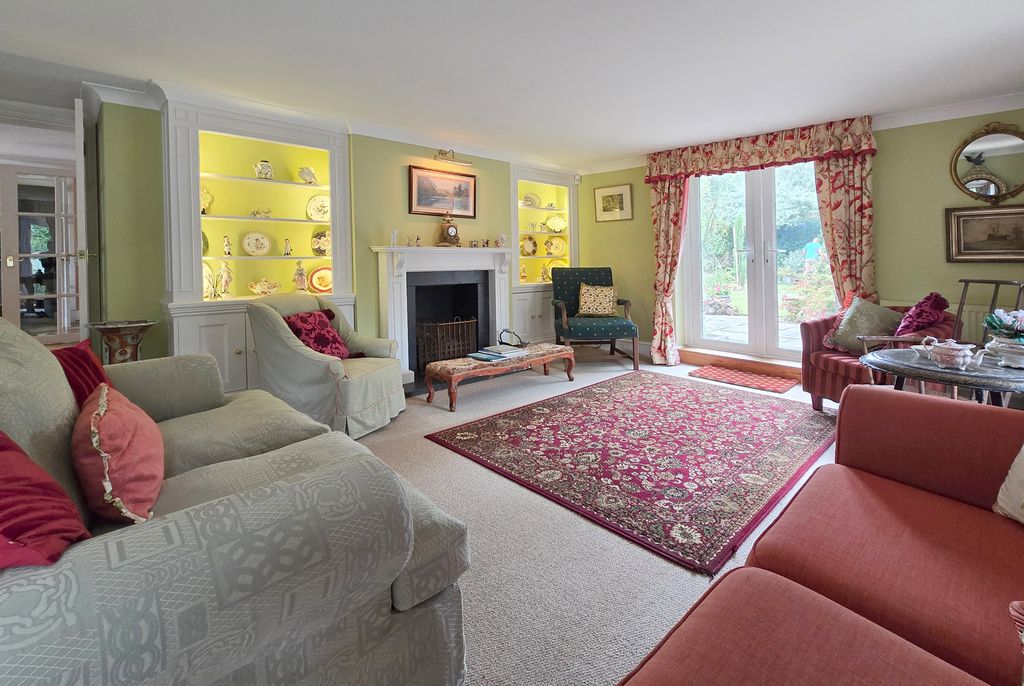 Property photo 2 of 25 Otc Sitting Room