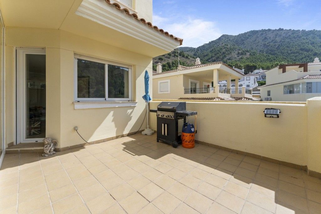 Property photo 1 of 20 Terrace (2)