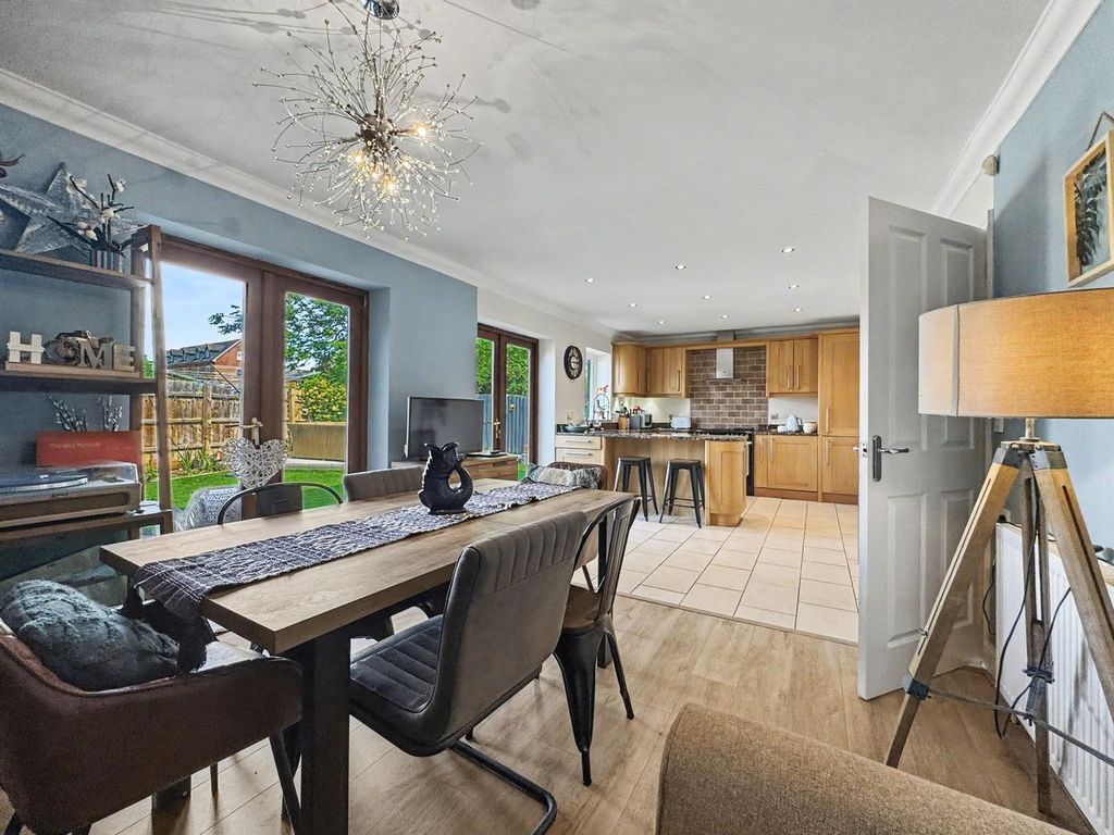 Property photo 3 of 30