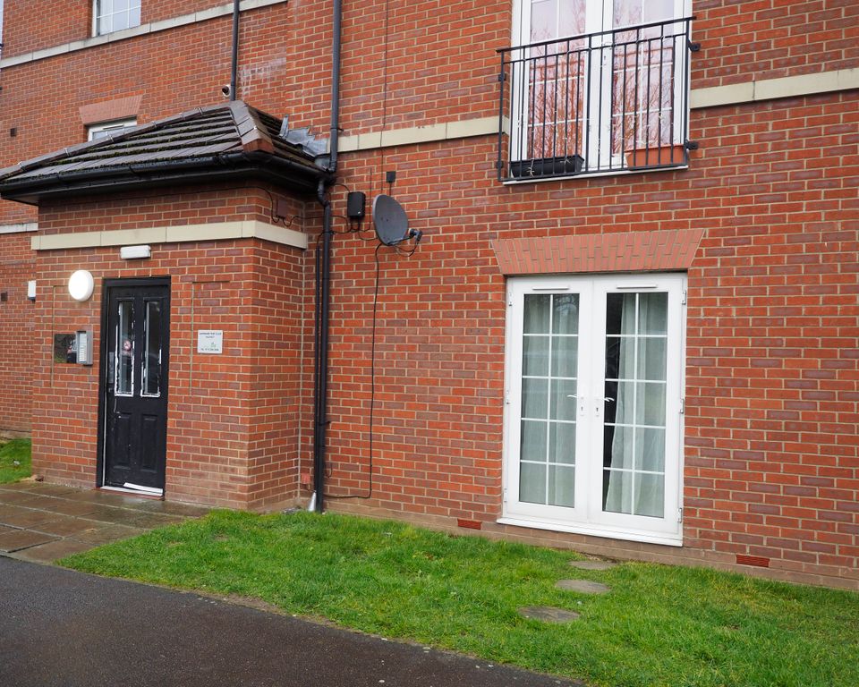 Property photo 1 of 22