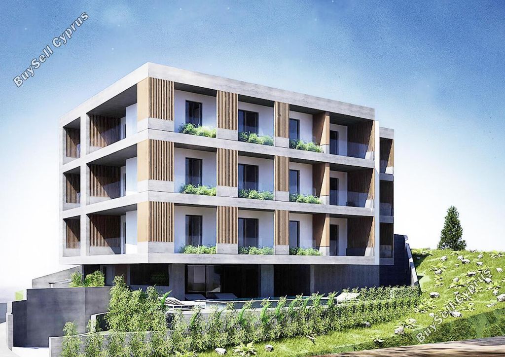 Property photo 2 of 9