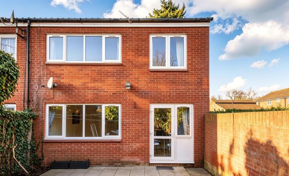 Property photo 1 of 8