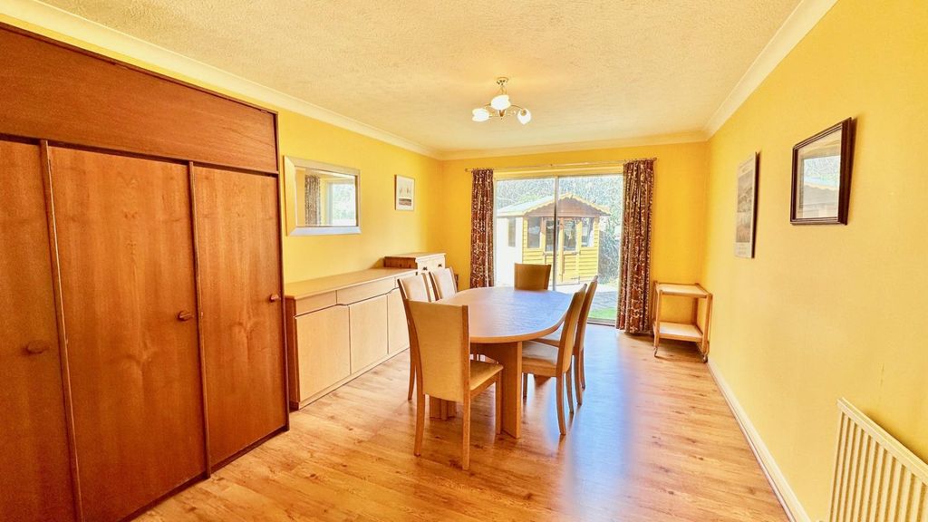 Property photo 3 of 30