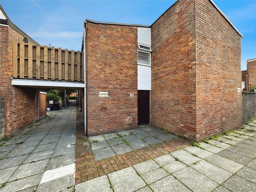 Property photo 1 of 11 Picture No. 01