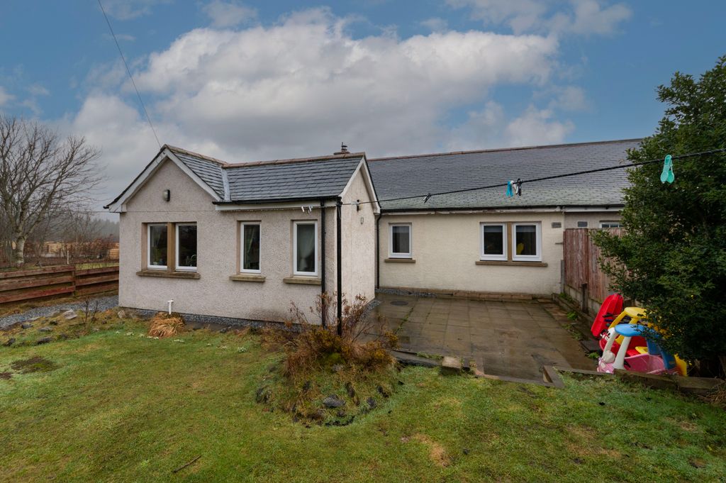 Property photo 2 of 19 Exterior Rear