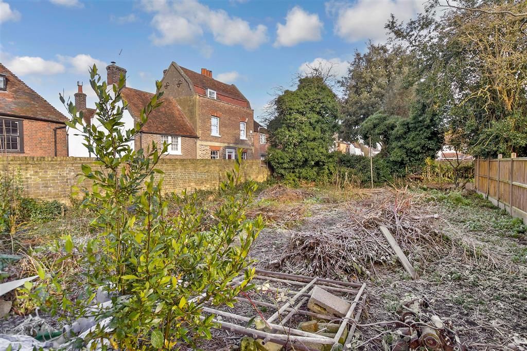 Property photo 2 of 8 Rear Garden