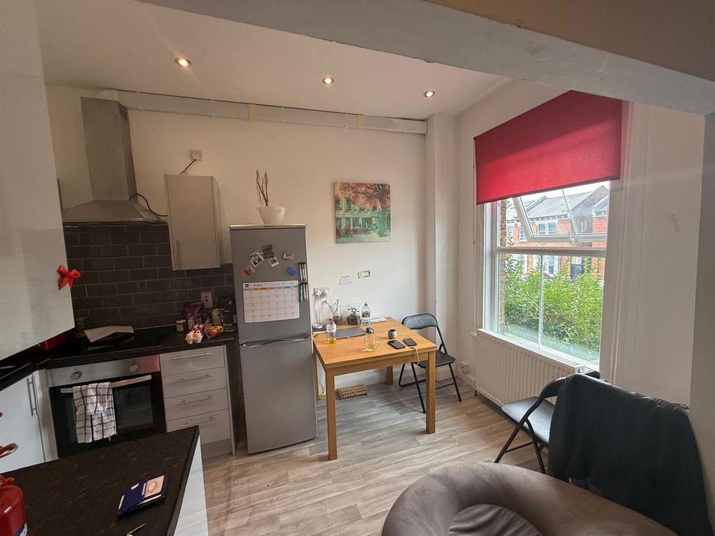 Property photo 2 of 5 Img-20251112-Wa0010.Jpg