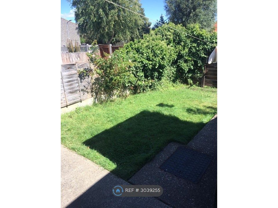 Property photo 1 of 21 Yard 1