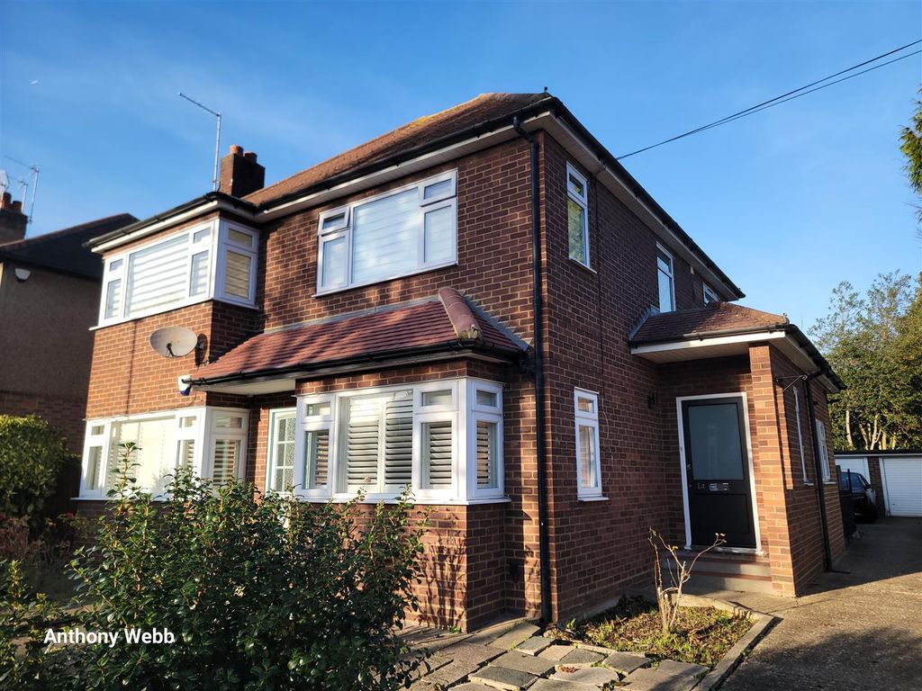 Property photo 1 of 11 Front