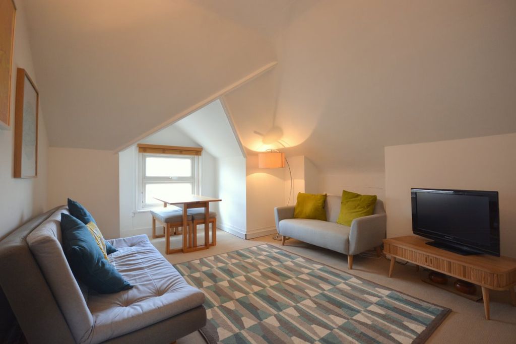 Property photo 3 of 5 Gallery