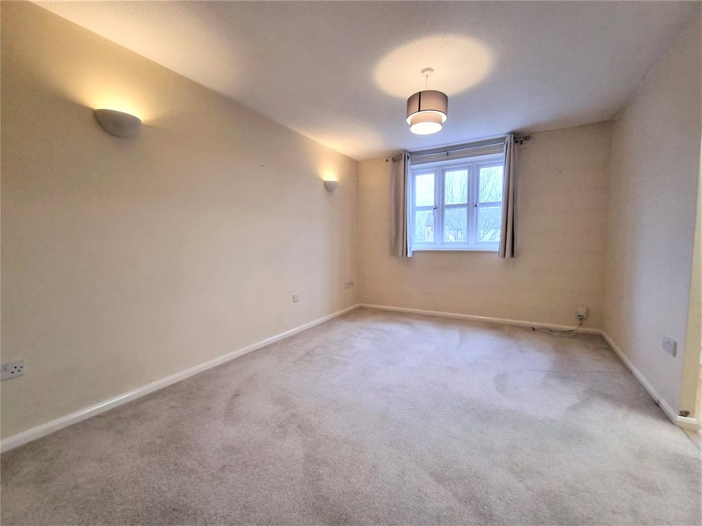 Property photo 2 of 6 Picture 2