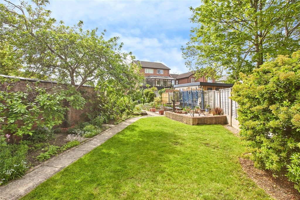 Property photo 3 of 25 Picture No. 21