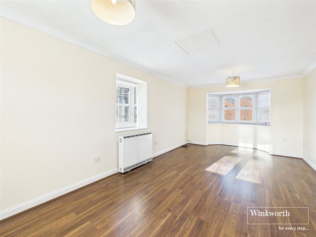 Property photo 2 of 10 Picture No. 04