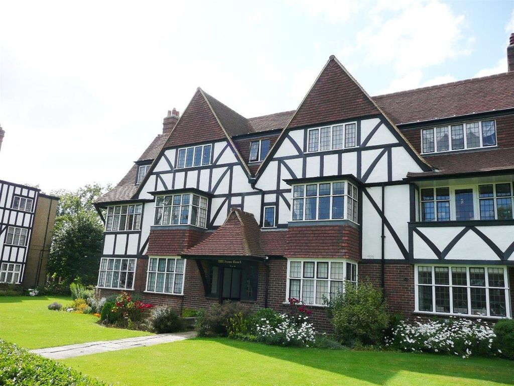 Property photo 1 of 8