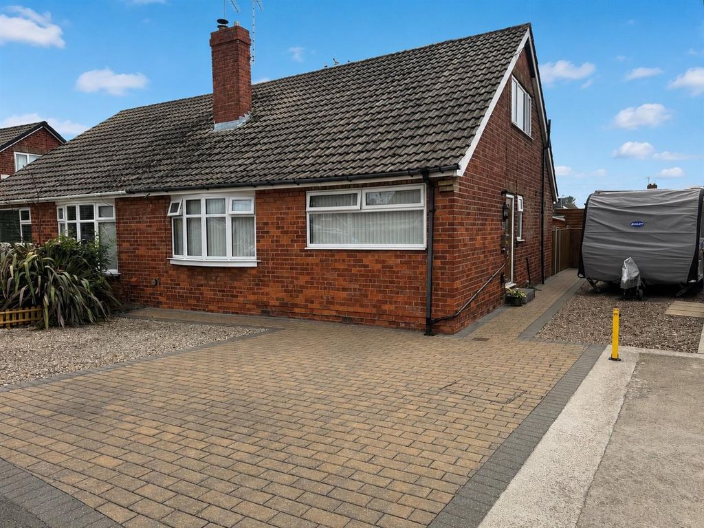 Property photo 1 of 24