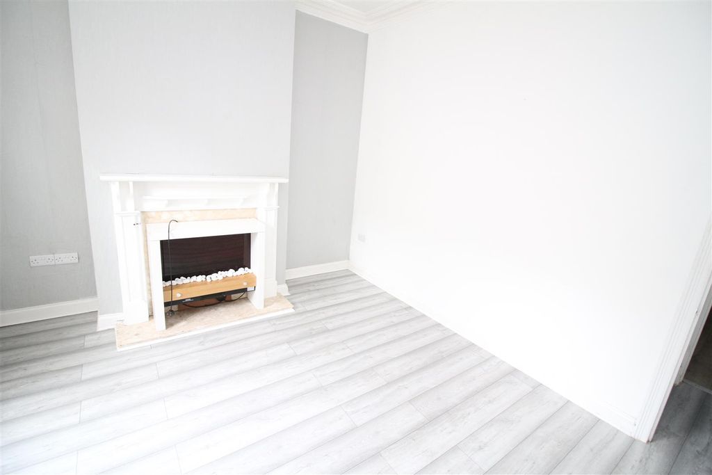 Property photo 2 of 7 Img_5474[1].Jpg