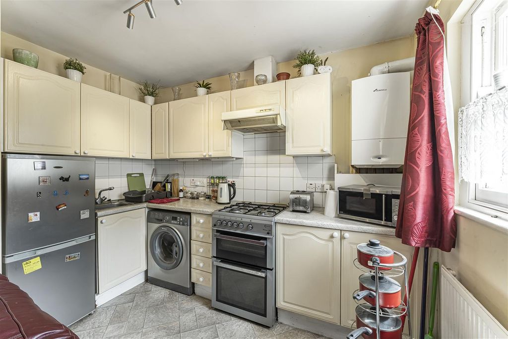 Property photo 3 of 13 3
