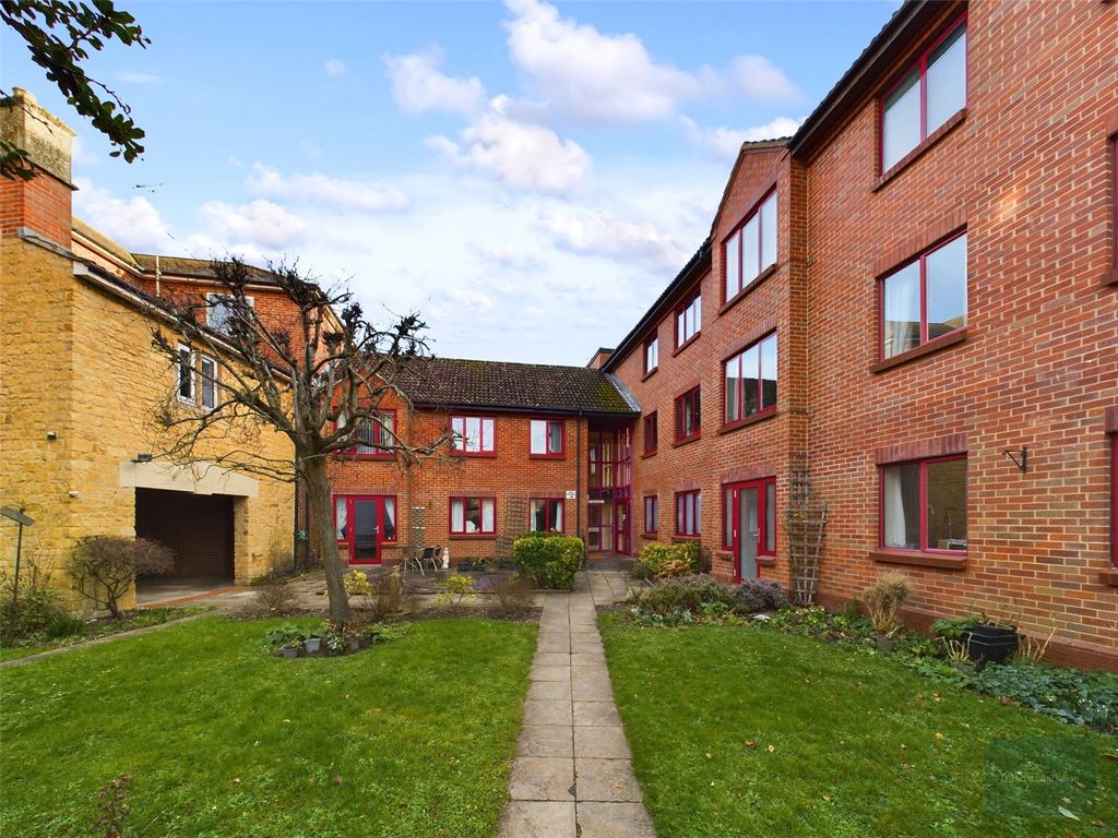 Property photo 1 of 12 Picture No. 21