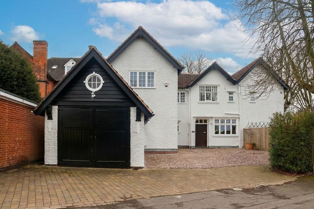 Property photo 1 of 38