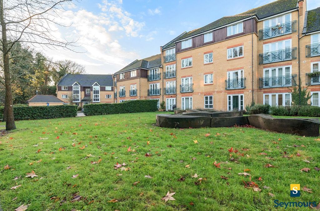 Property photo 1 of 20 Communal Grounds