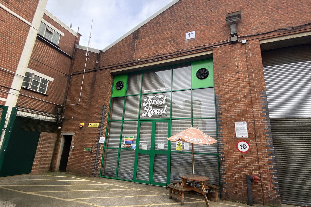 Property photo 1 of 3