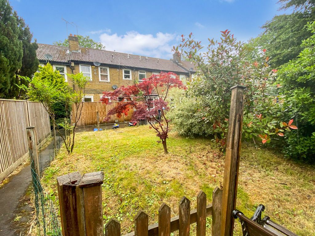 Property photo 2 of 11 Rear Garden