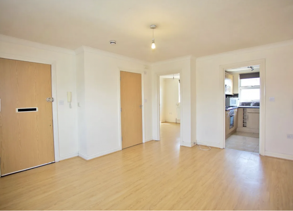 Property photo 2 of 6 Gallery