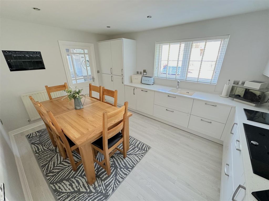 Property photo 2 of 50 Dining Kitchen