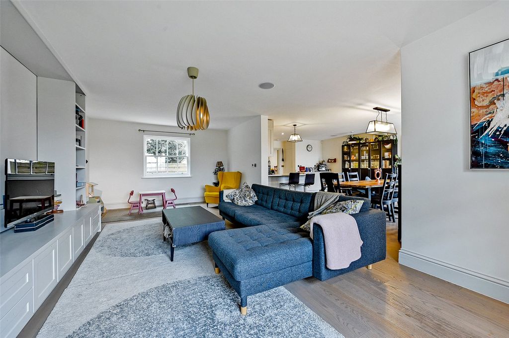 Property photo 3 of 16 Living Room