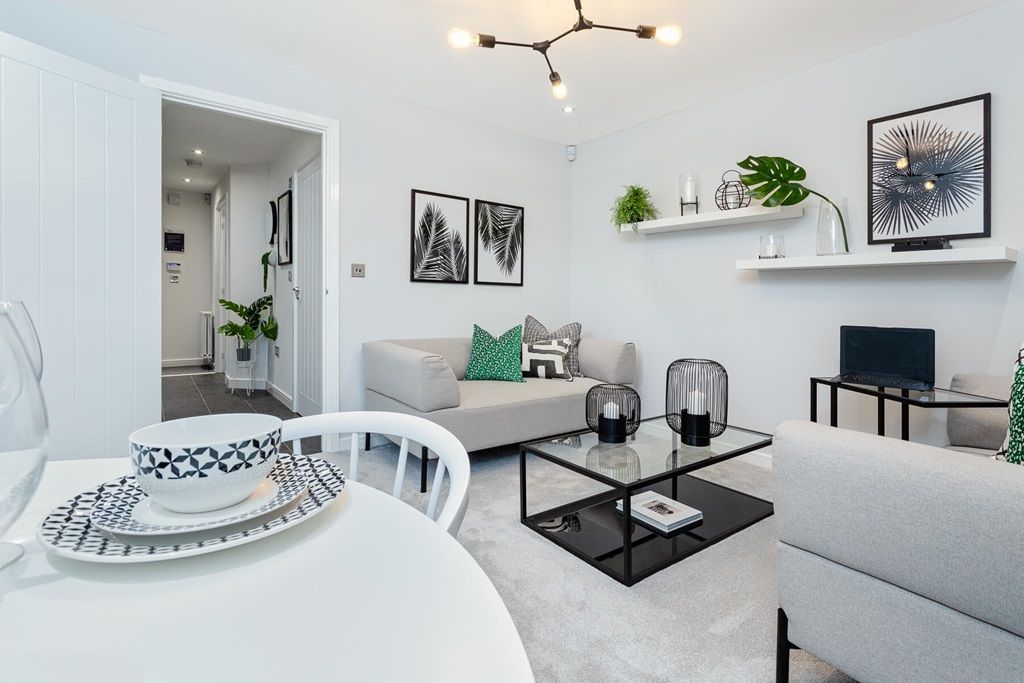 Property photo 1 of 10 Open Plan Lounge To Relax And Eat