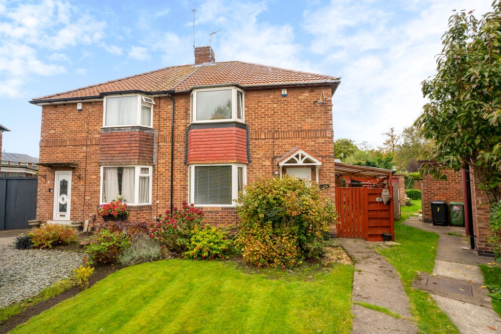 Property photo 1 of 12 Hudsoncourt1