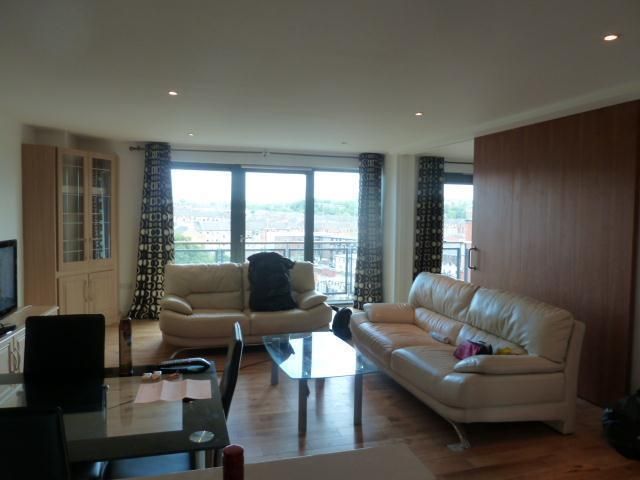 Property photo 2 of 9