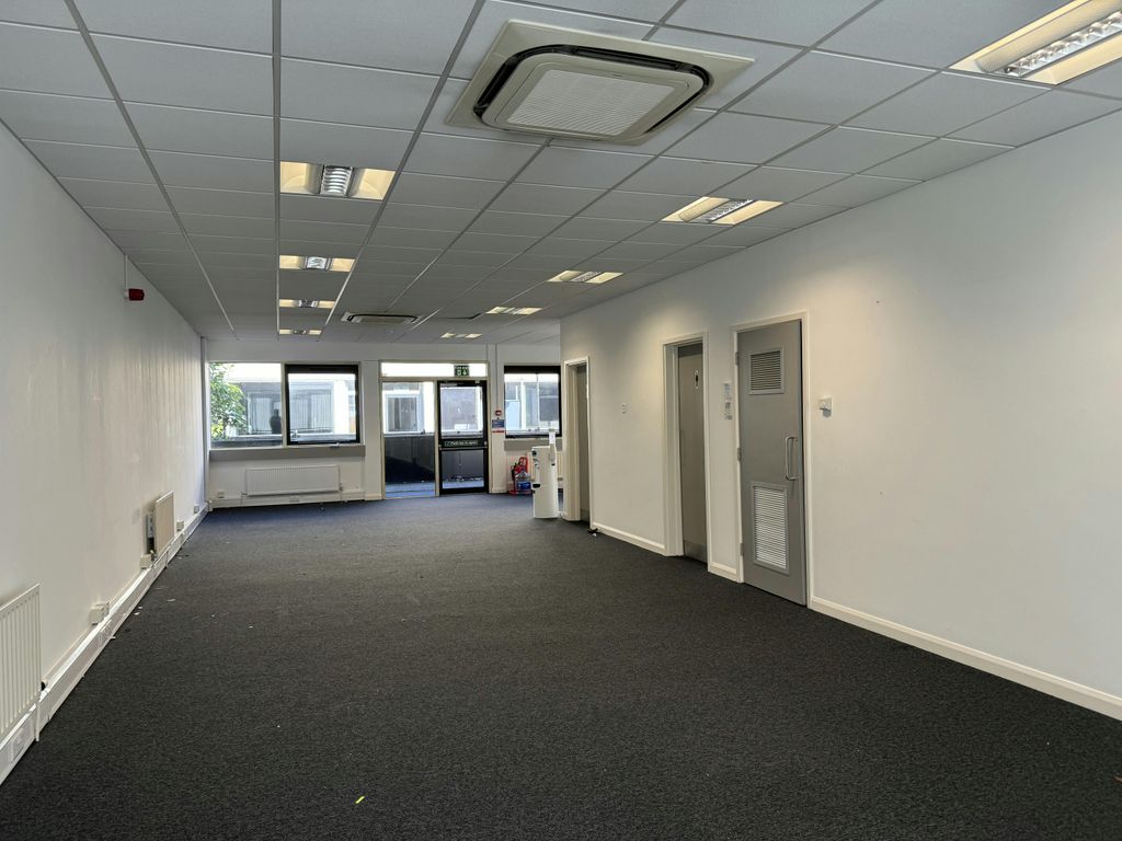 Property photo 2 of 11 First Floor Offices