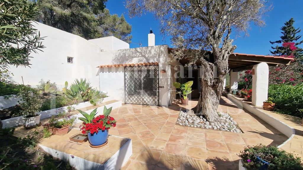 Property photo 3 of 10