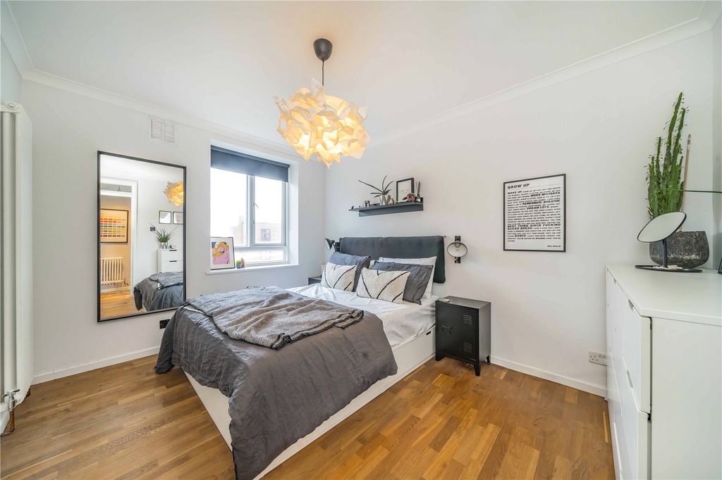 Property photo 3 of 11 Picture No. 08