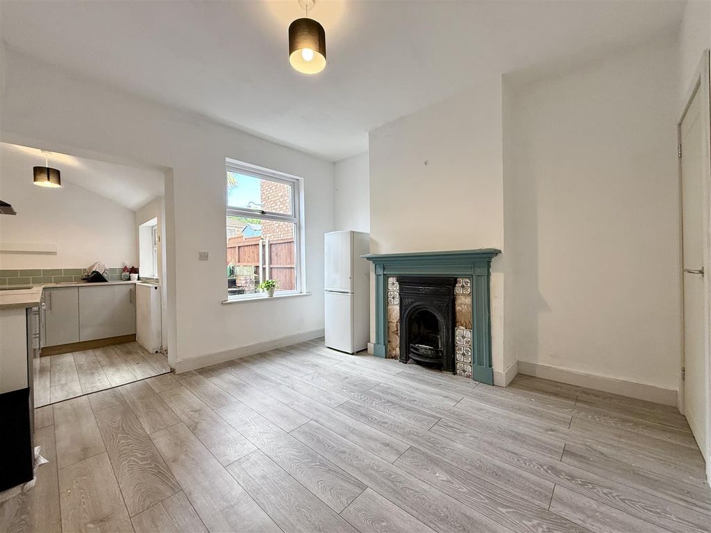 Property photo 2 of 15 2