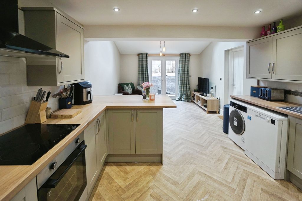 Property photo 2 of 15 Open Plan Kitchen Diner