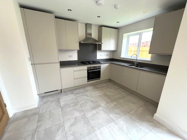 Property photo 2 of 16 3