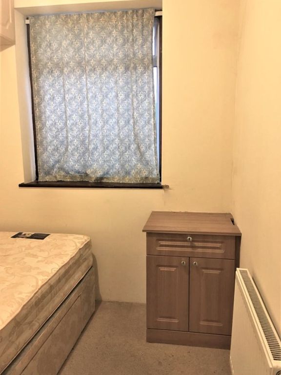 Property photo 2 of 4