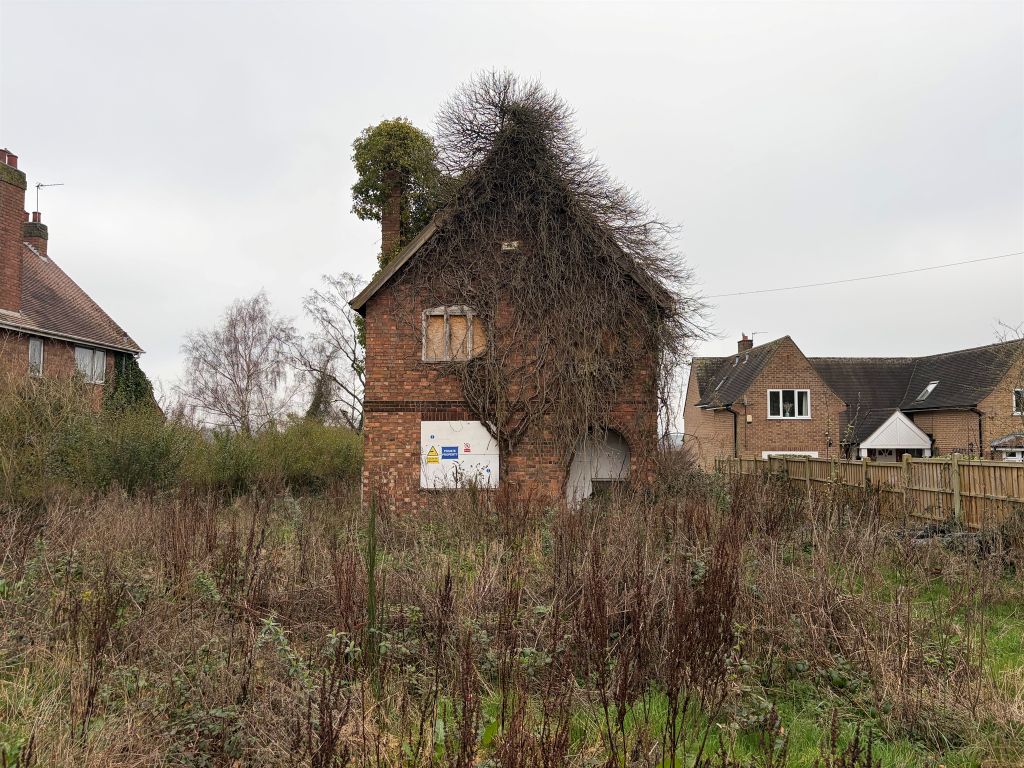 Property photo 1 of 5