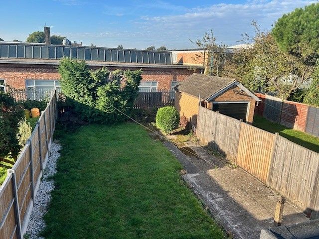 Property photo 2 of 12