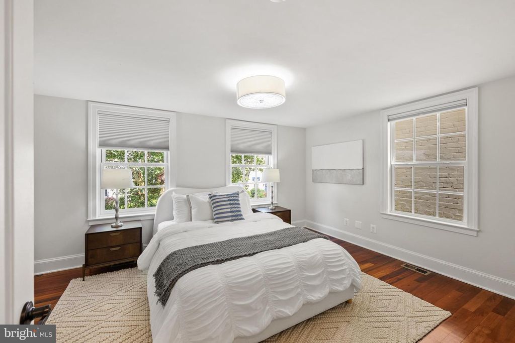 Property photo 1 of 2 <Alttext/>