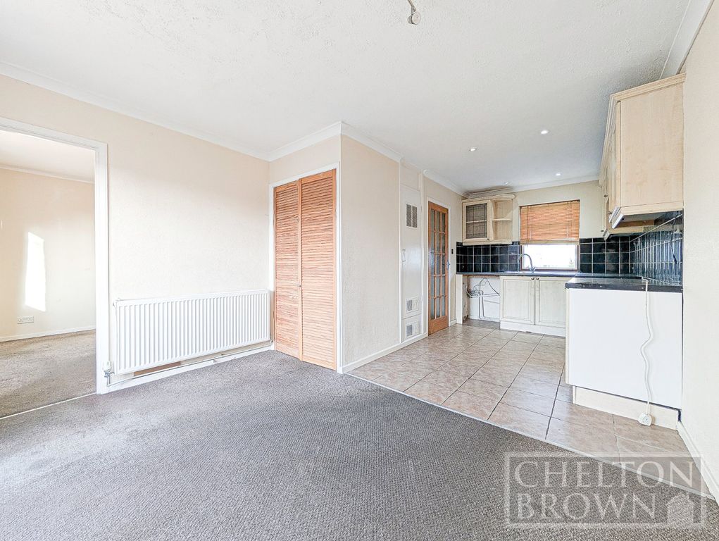 Property photo 3 of 31 Kitchen &amp; Diner