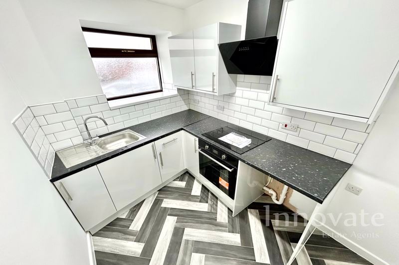 Property photo 2 of 4 Photo 4