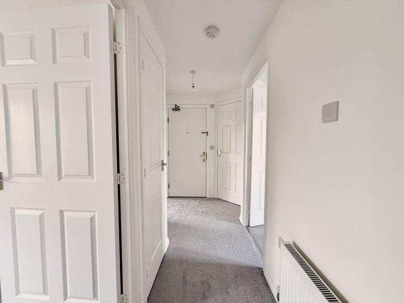 Property photo 2 of 11 Photo 4