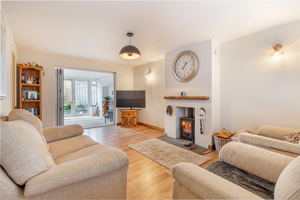 Property photo 2 of 22 Living-Room-4.Jpg