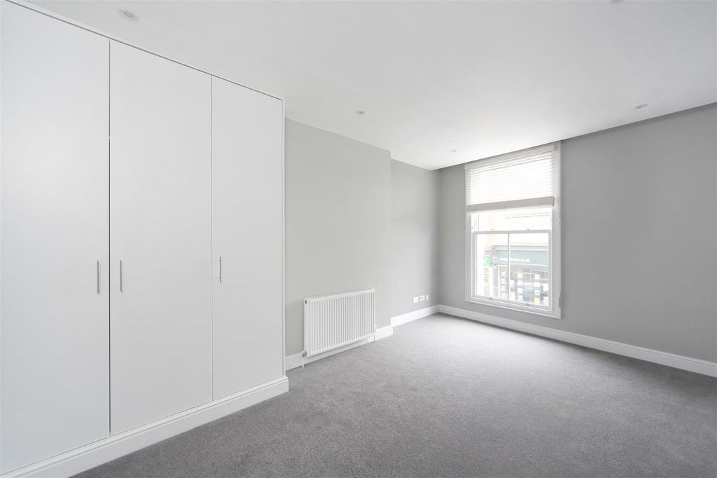 Property photo 3 of 9 Image