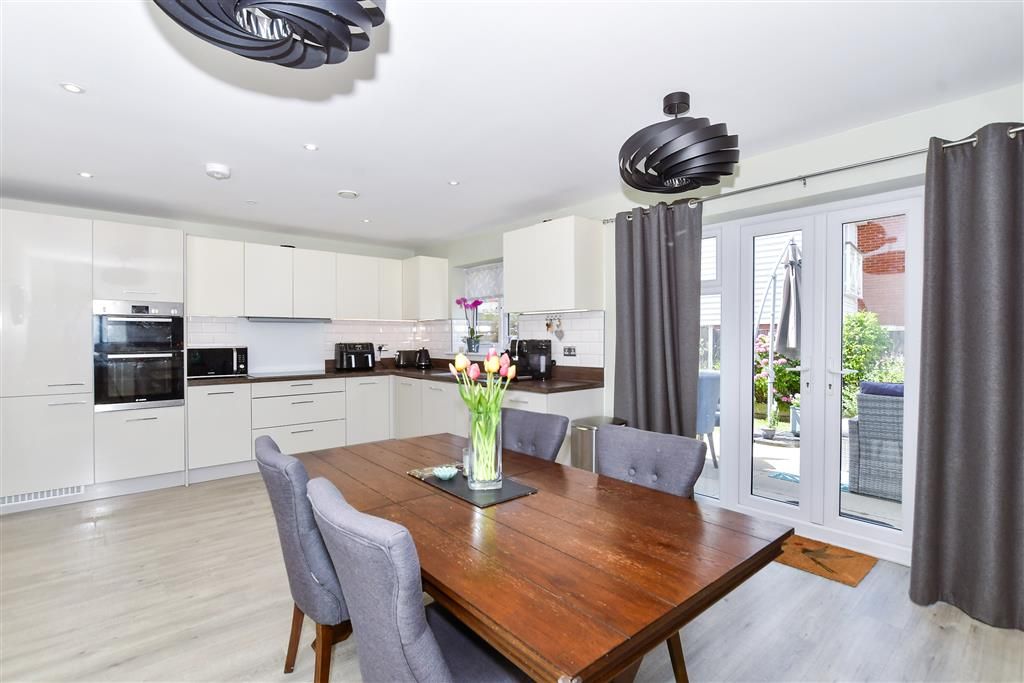 Property photo 1 of 15 Kitchen/Diner