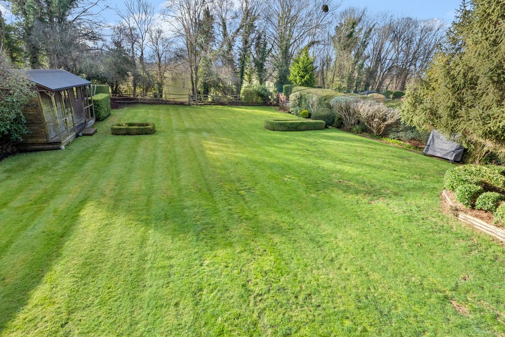 Property photo 2 of 37 Picture No. 62