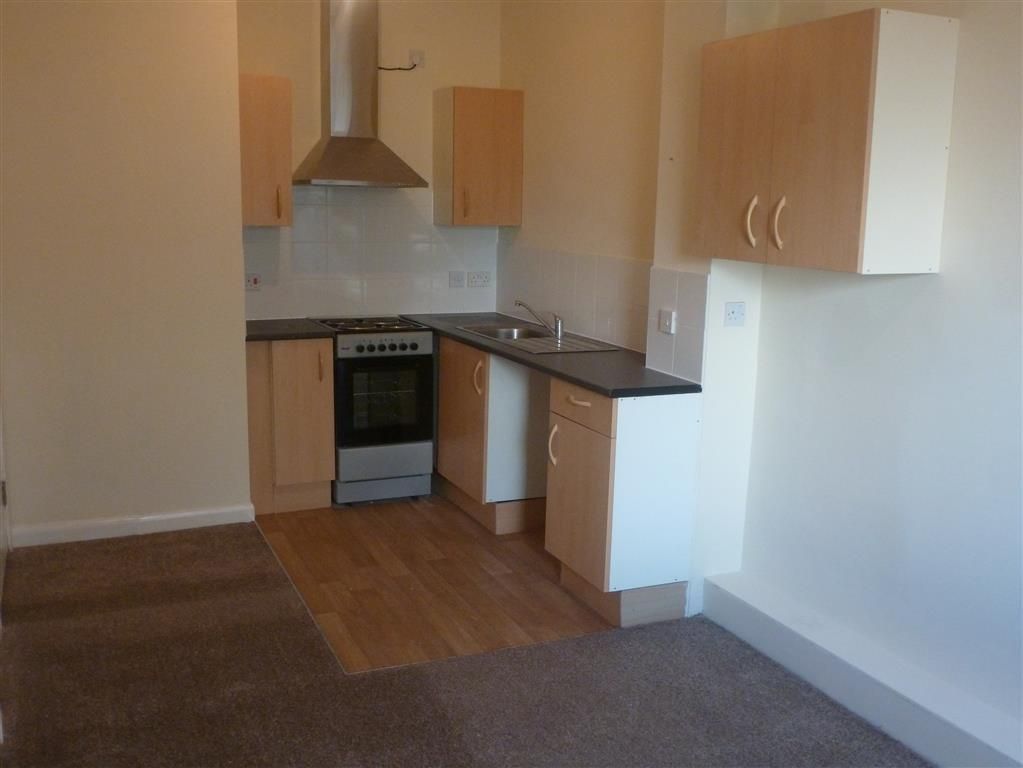 Property photo 1 of 4 Kitchen